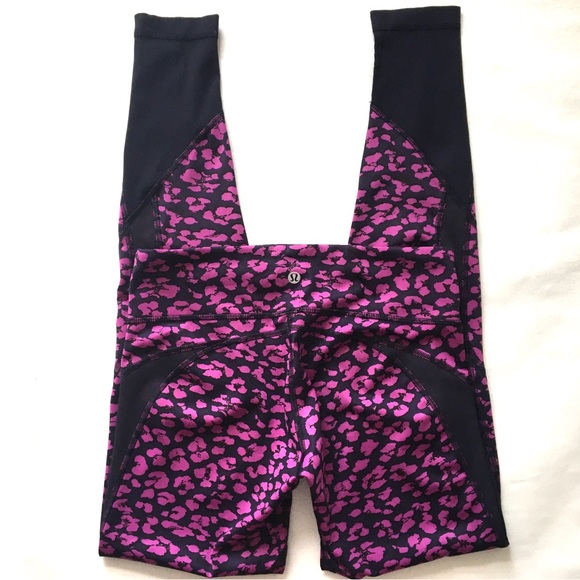 Lululemon Drop It Like It's Hot Tight Cherry Cheetah Ultra Violet Navy Blue Sz 6 - Picture 7 of 17